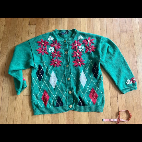 Y2K Vintage Preppy Argyle Holiday Sweater w. Poinsettia Flowers - Picture 9 of 11